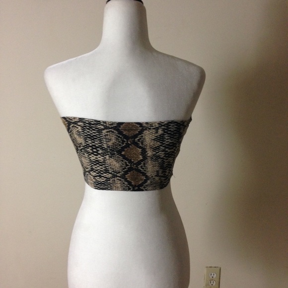 SHEIN Snakeskin Bandeau Crop Top Size: Medium - Picture 5 of 7